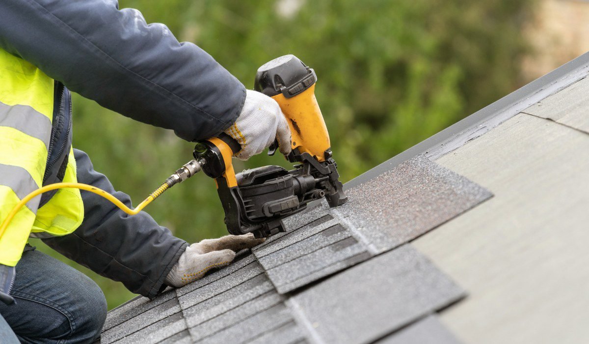 Shingles Installation