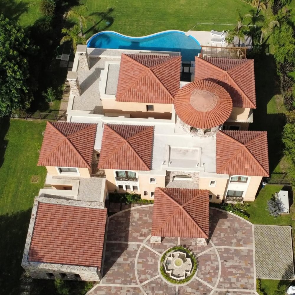 Villa Toscana 🇮🇹Villa project roof blend with Wave OG Naturalli Amazônia Brasil, Tupi and Japi (1).jpg